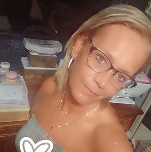 Meet your Posher, Candy